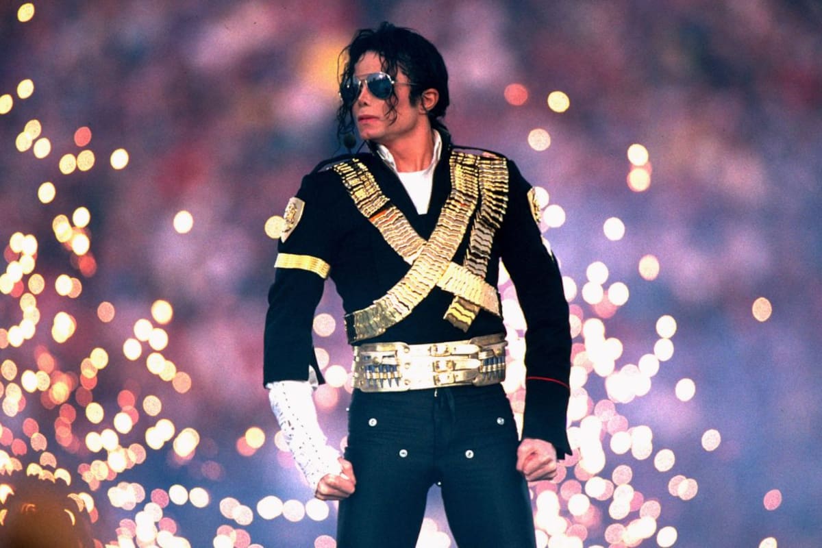 Ex amigos de Michael Jackson presentan demanda a su patrimonio por presunto tráfico sexual infantil y exigen 200 millones de dólares como indemnización