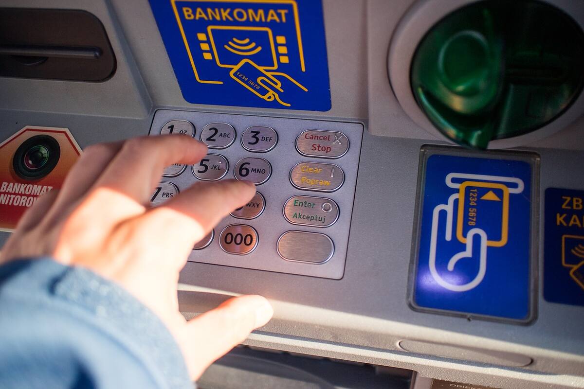 Crean virus para robar en cajeros automáticos