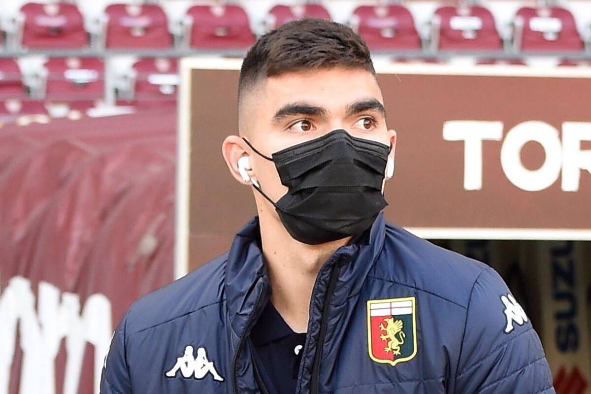 Johan Vásquez juega como titular en el día de su cumpleaños; ¿cómo le fue?