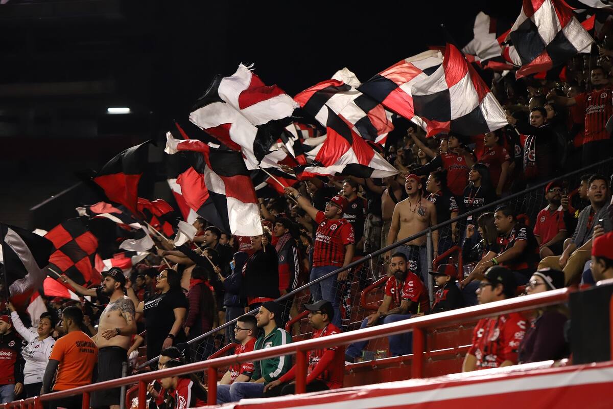 Suspenden juego de Xolos vs San Luis tras incidente en Estadio Corregidora