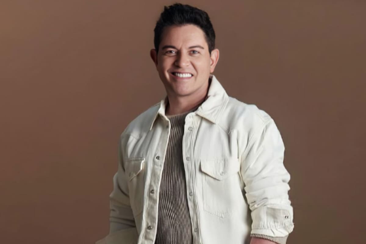 Ernesto Laguardia sufre accidente automovilístico y pide ayuda urgente en redes