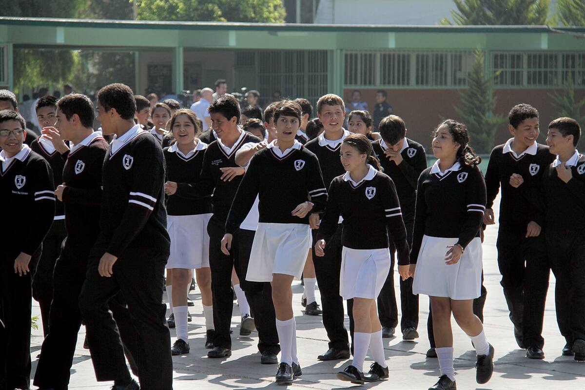 Secundaria ‘Poli’ suspende clases en el turno vespertino