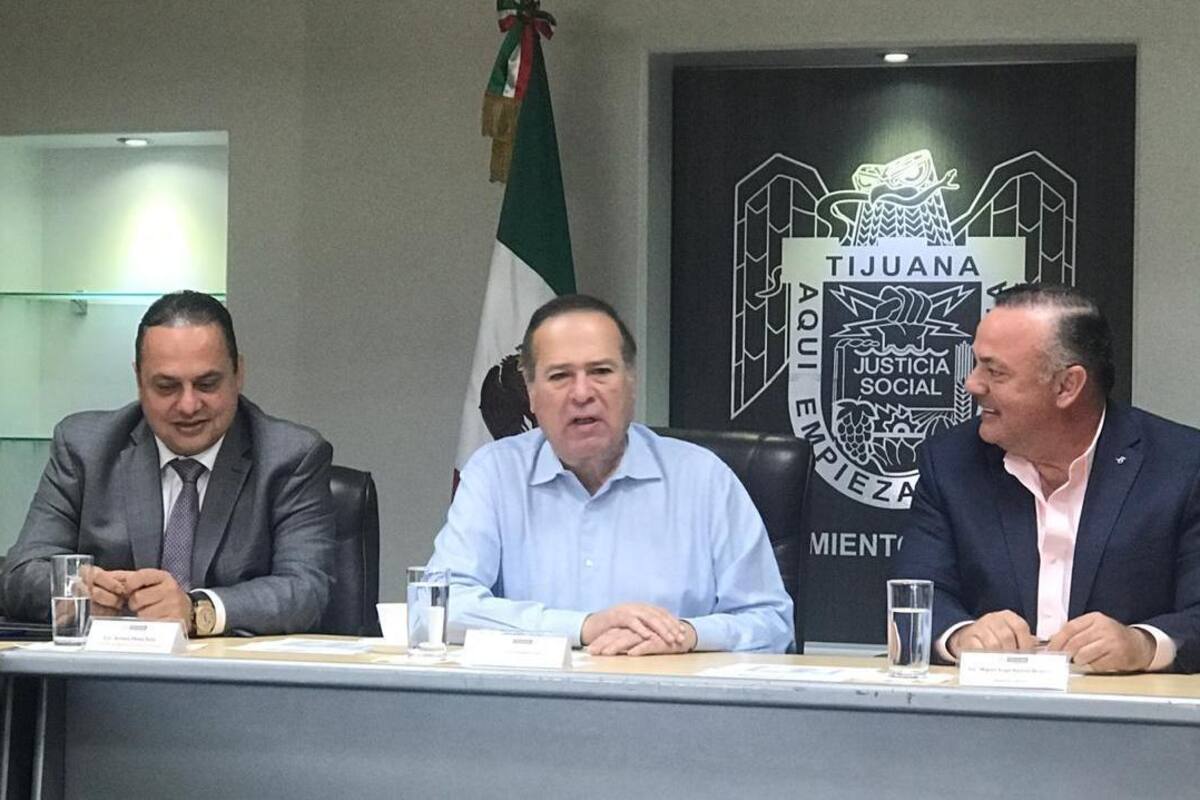 Integrantes de la Canirac Tijuana se reúnen con Arturo González Cruz