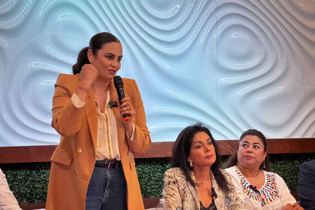 Entre mujeres no debemos permitirnos actos de violencia y cuidarnos entre nosotras: Karla Ruiz