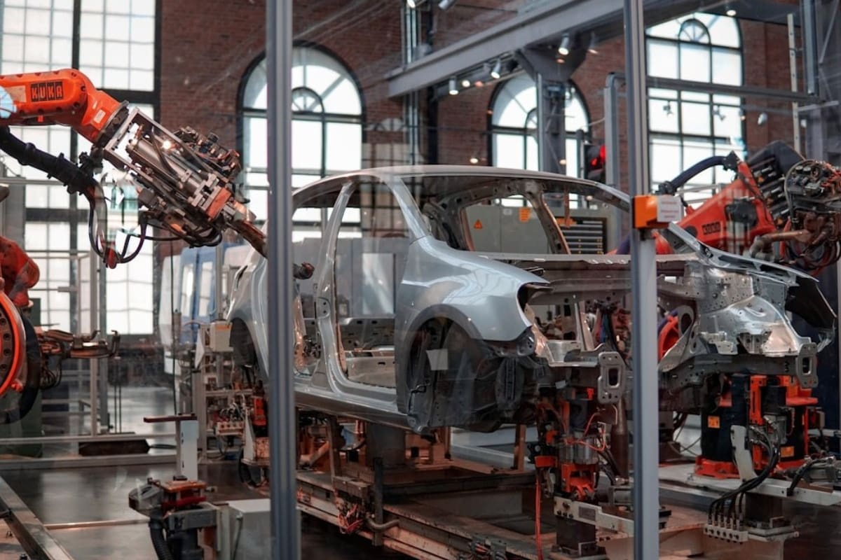 Más de 600 ingenieros mexicanos en Estados Unidos logran un acuerdo de 11.5 millones de dólares tras ser víctimas de fraude y robo de salarios en plantas de Hyundai y Kia en Georgia