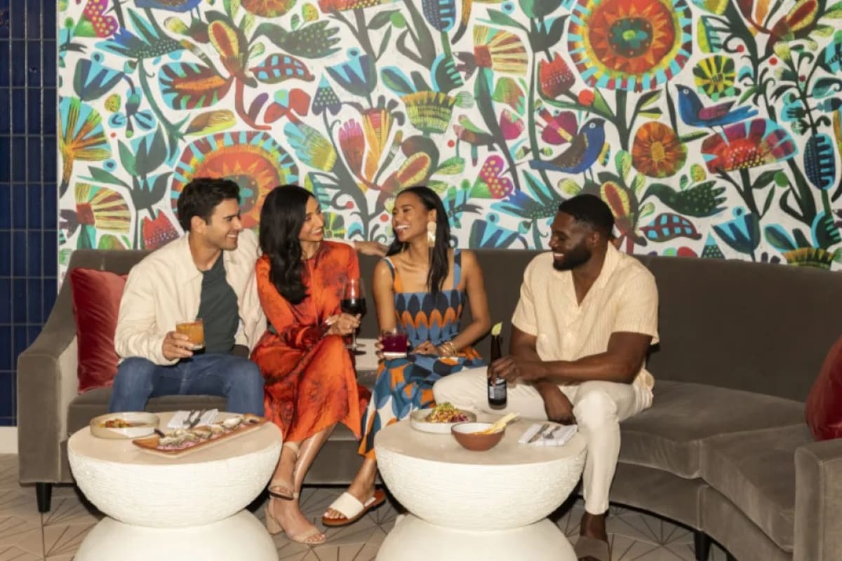 Una fiesta de medio tiempo frente al mar para el Super Bowl LX