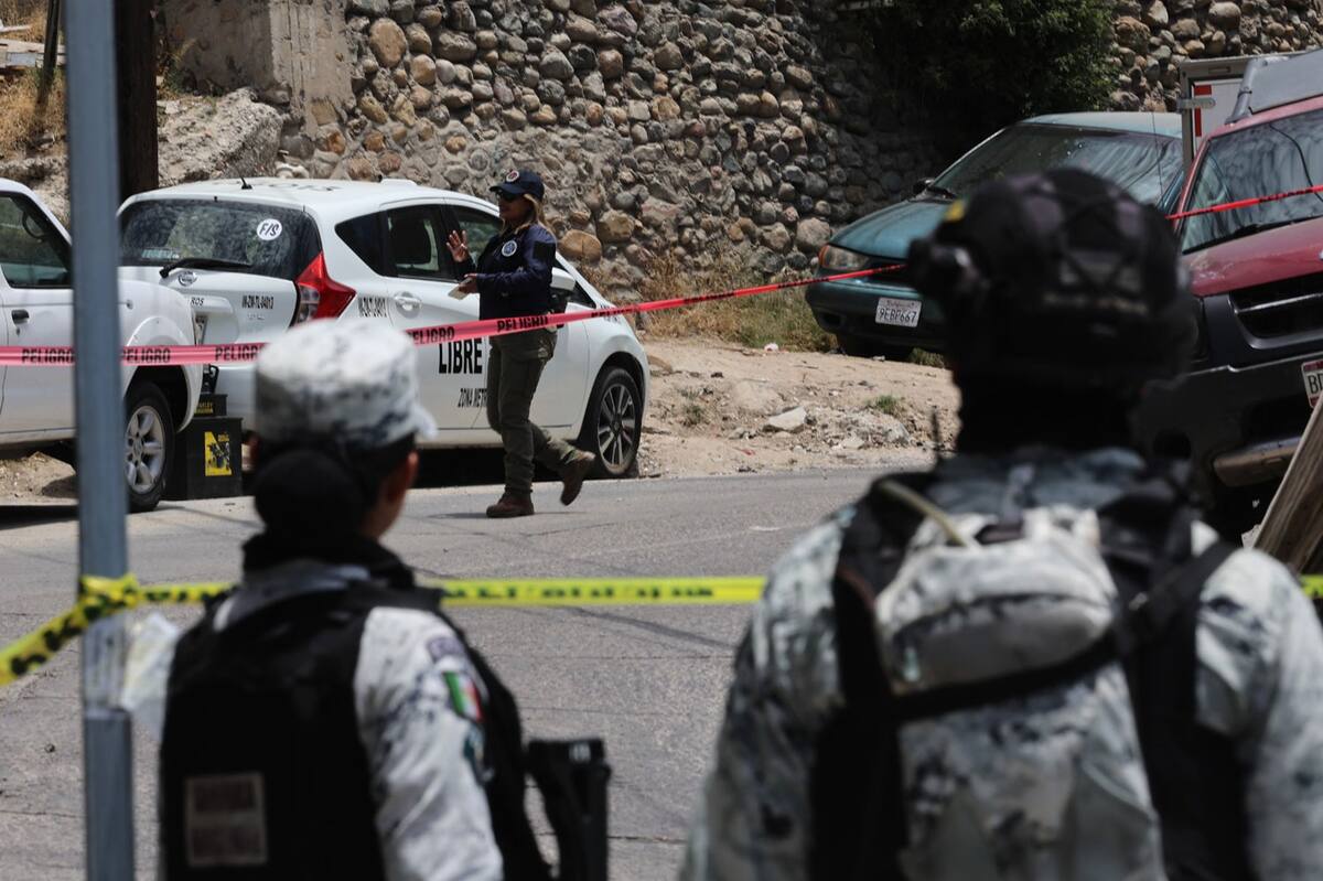 La víctima, de alrededor de 50 años, reparaba un vehículo y fue atacado a tiros.