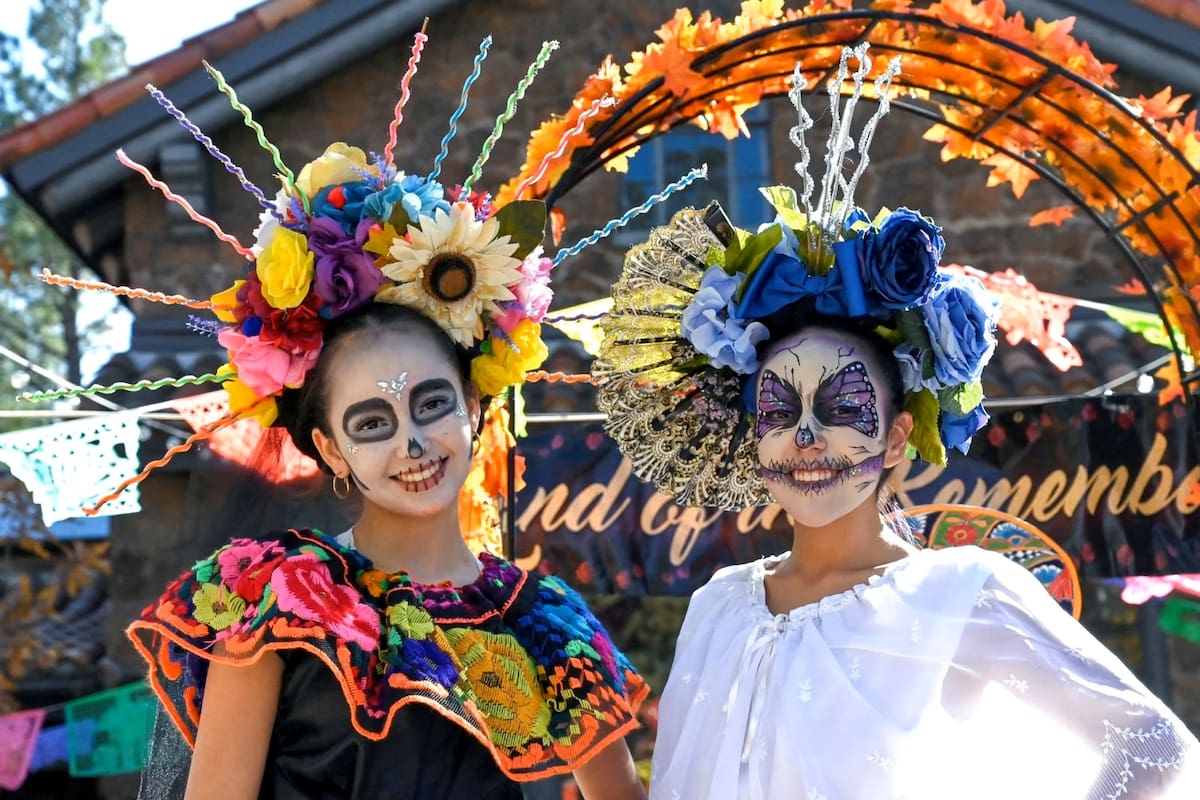 Día de Muertos en Arizona: altares, música y tradición mexicana