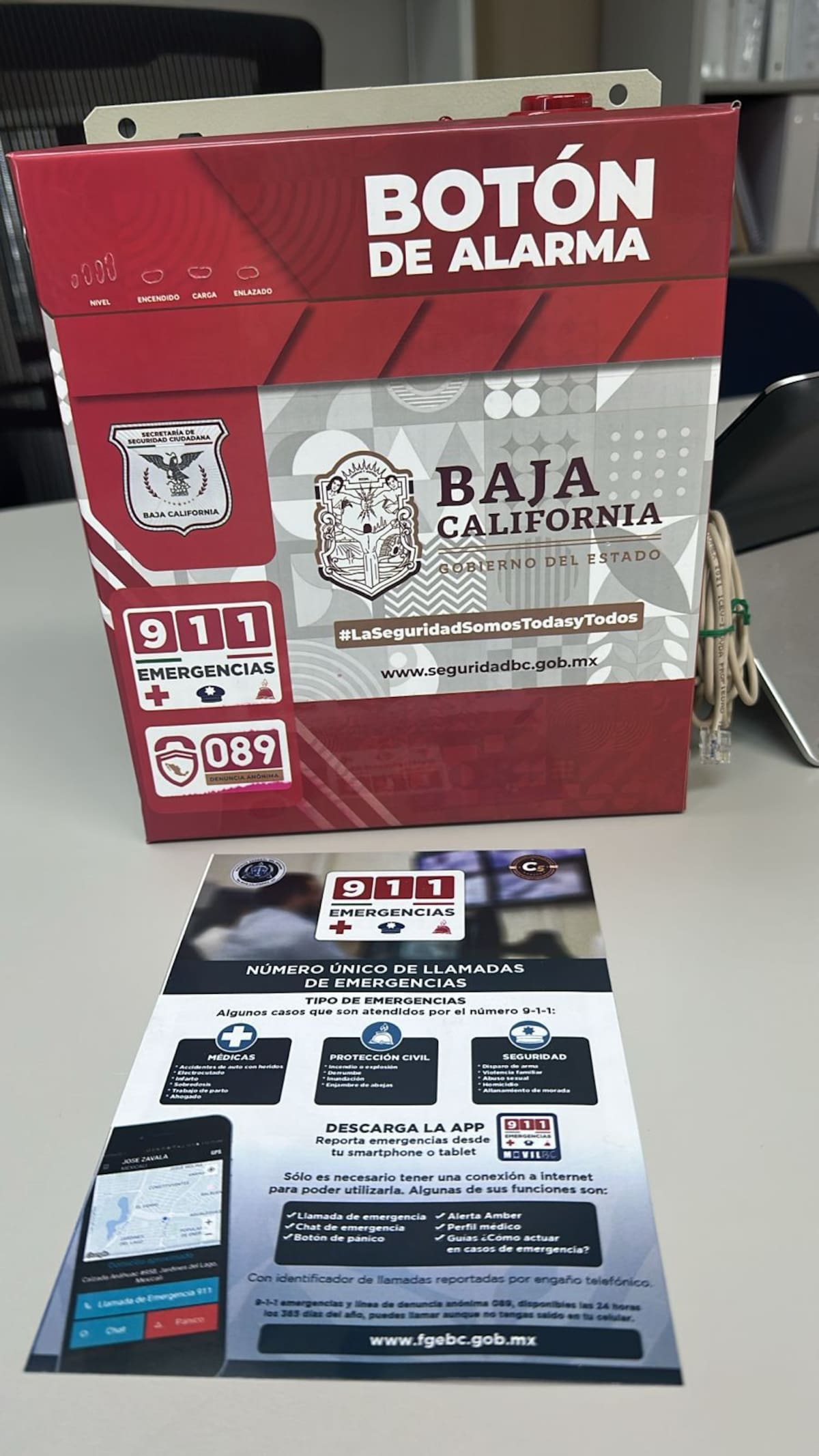 Un botón de alarma de manera inmediata ante cualquier emergencia.