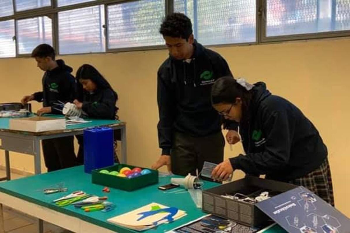 Agradece la madre de joven estudiante por apoyos recibidos