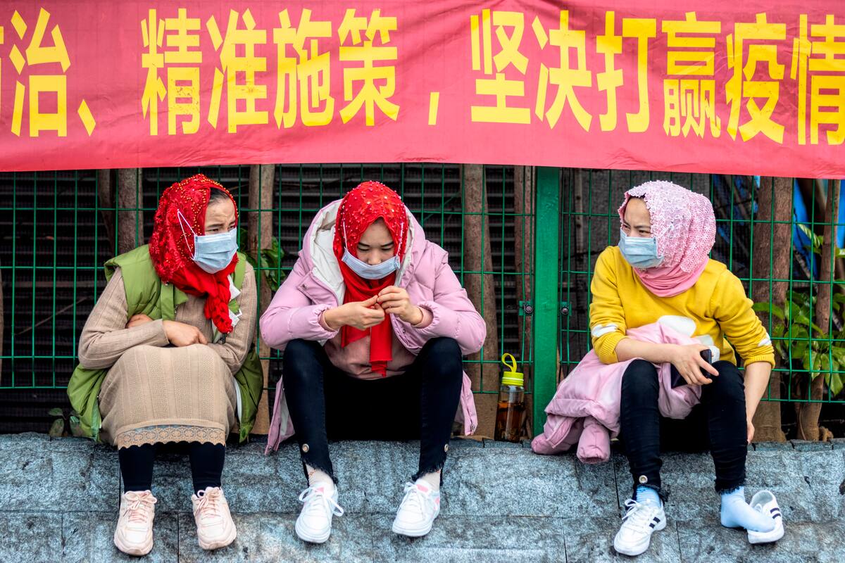 Al menos mil 380 muertos en China por COVID-19; reportan más de 63 mil infectados