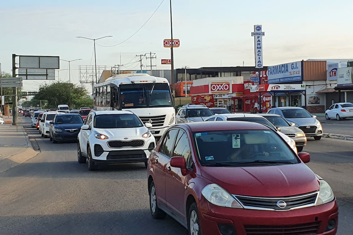 Regreso a clases ocasiona caos vehicular al Norponiente de Hermosillo