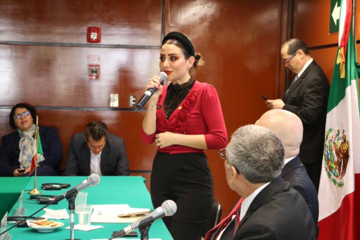 Critican a diputada por supuesta burla a indigente