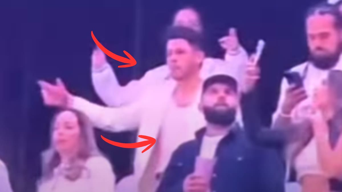 Carín León y Nick Jonas disfrutan juntos del concierto de Backstreet Boys en Las Vegas