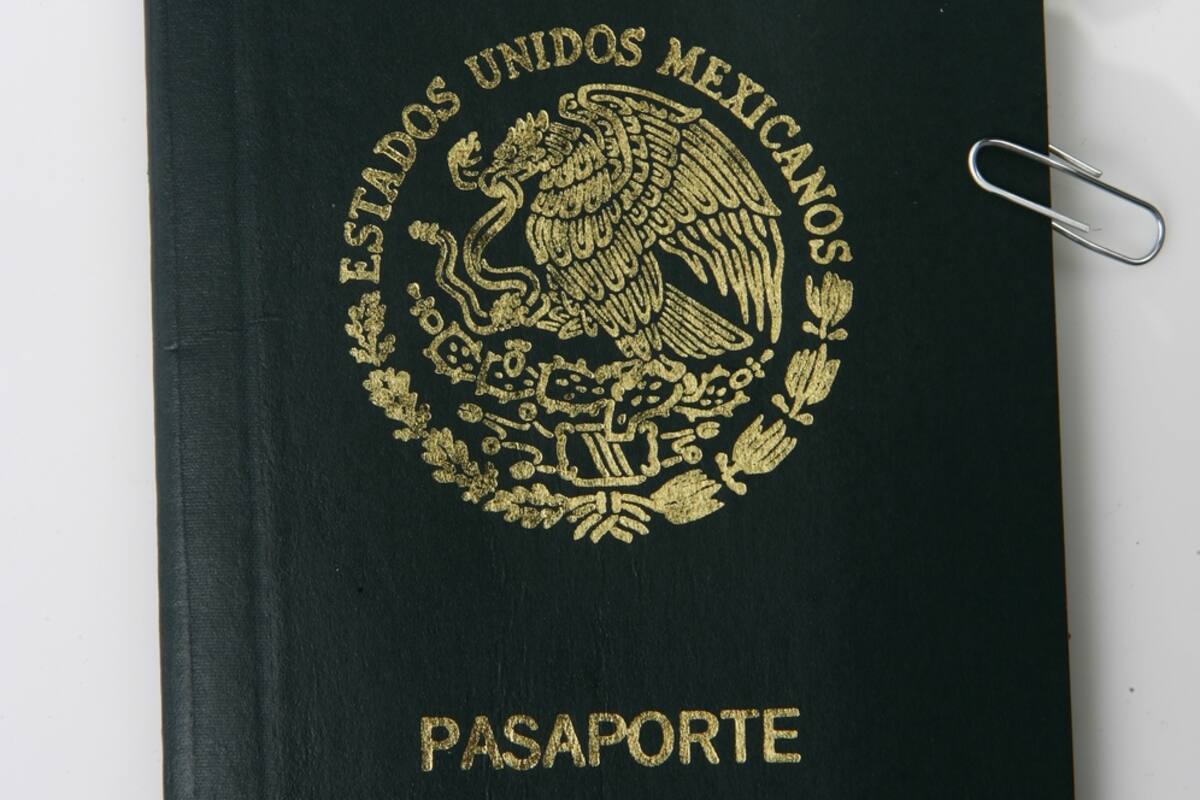 SRE ignora fraudes con pasaportes en Internet