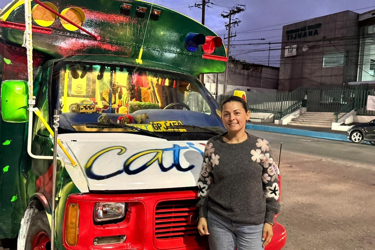 Emprendedora convierte calafia en chiva colombiana