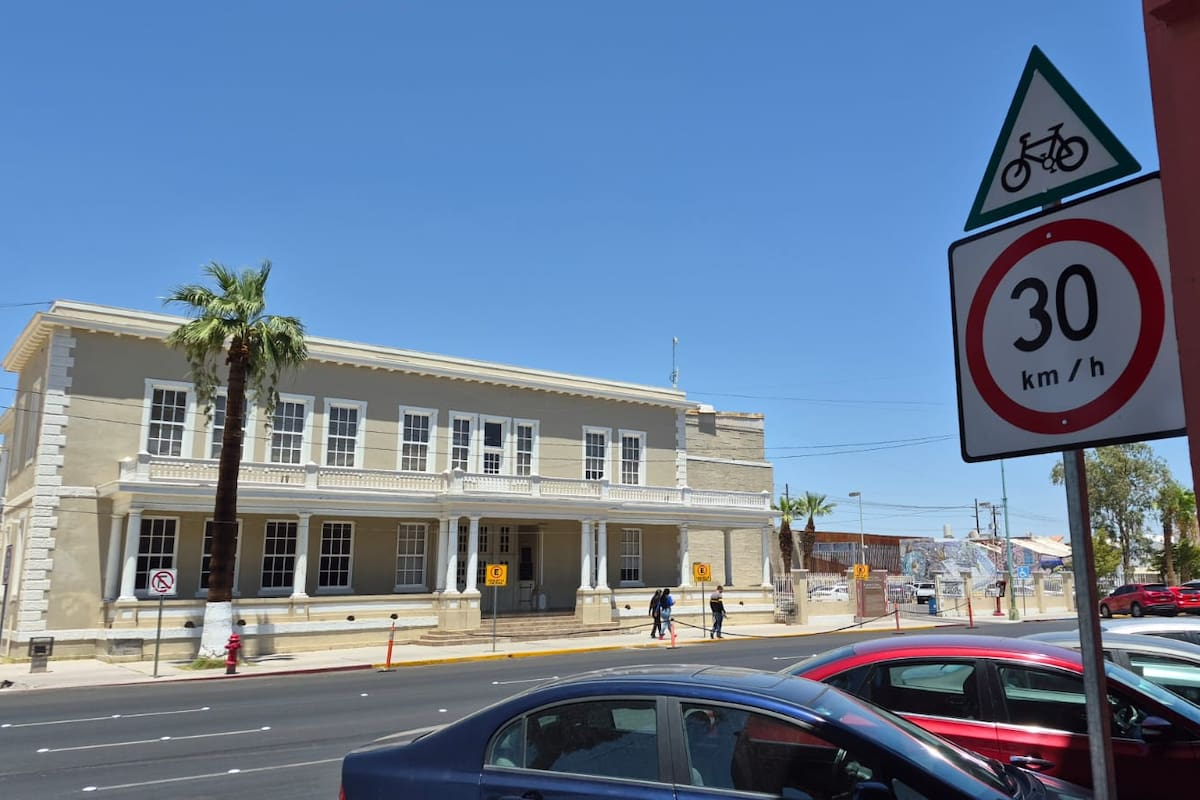 Confirman carril compartido para vehículos y ciclistas en avenida Madero; ciclistas exigen un carril exclusivo para mayor seguridad
