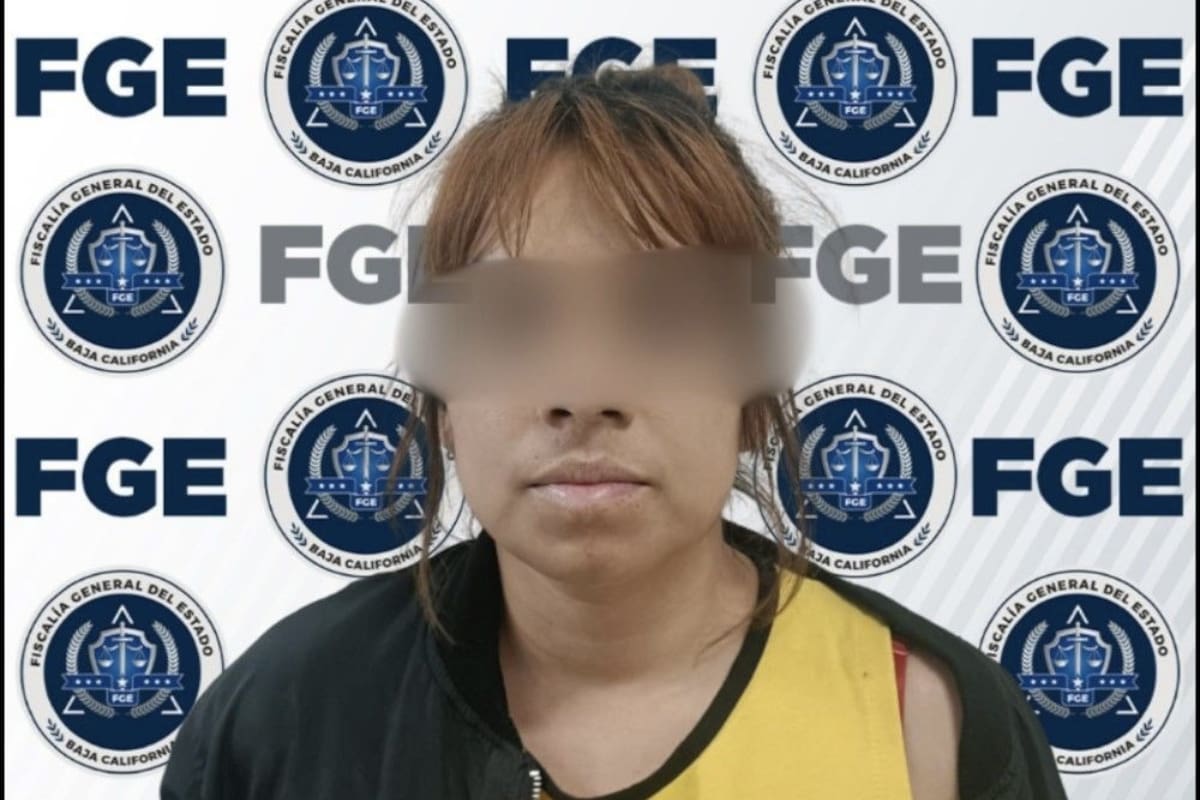 Mujer es vinculada a proceso por robo de vehículo en Ensenada