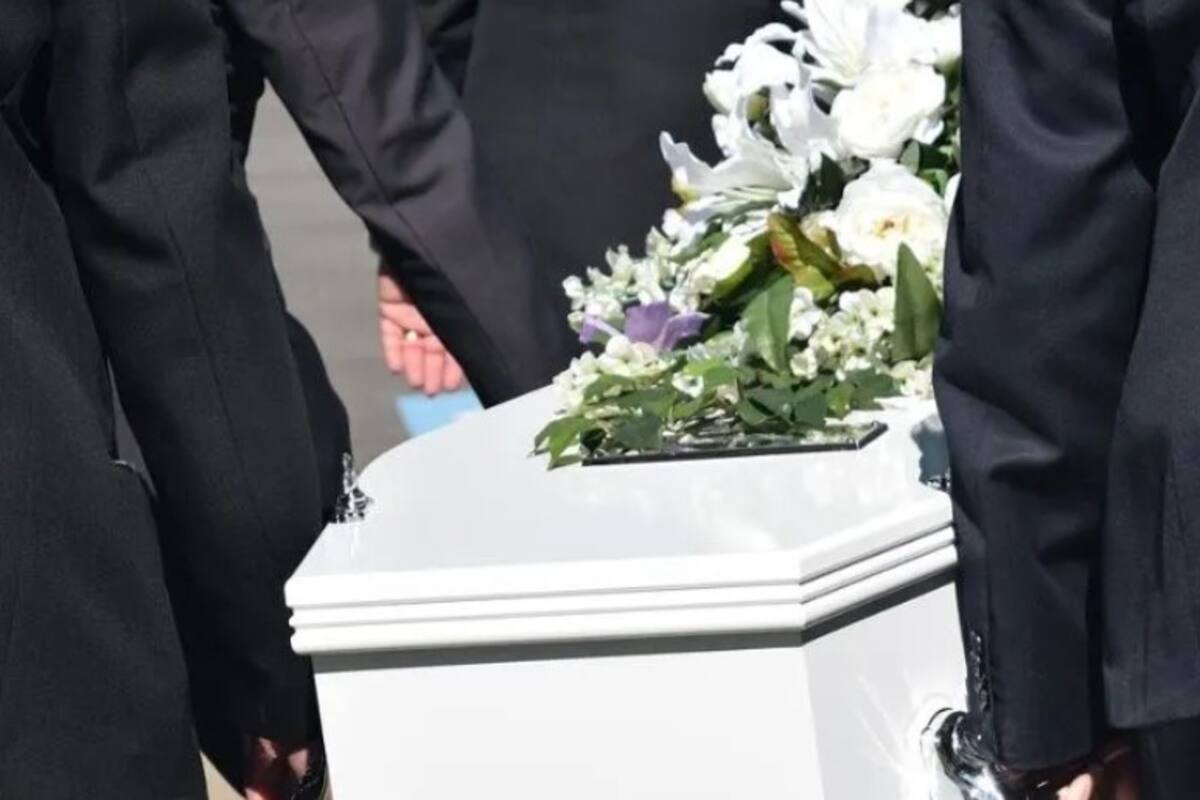 Asisten a velorio, se contagian de Covid y mueren 16 integrantes de una familia