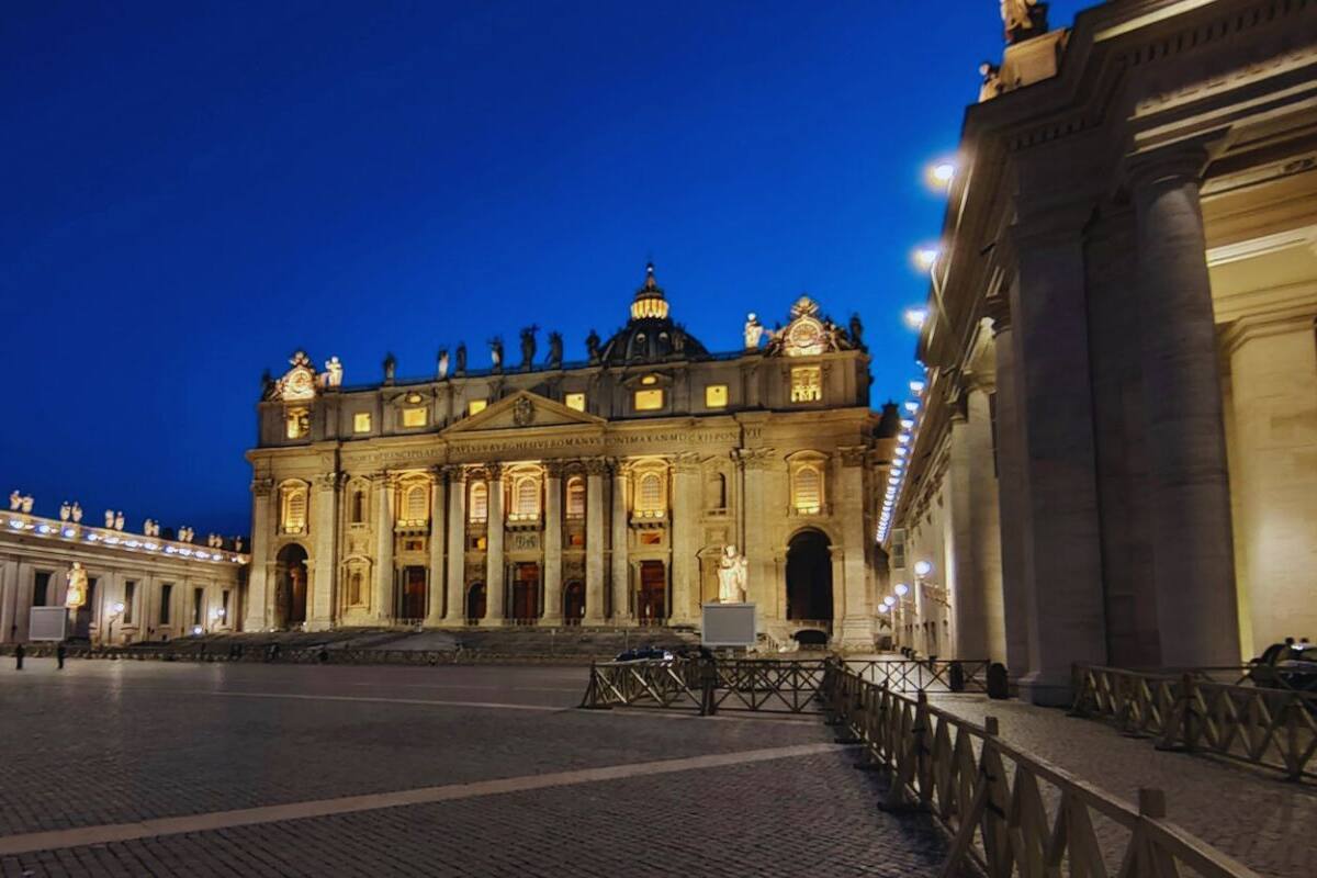 Vaticano ofrece experiencia inmersiva con Inteligencia Artificial para turistas