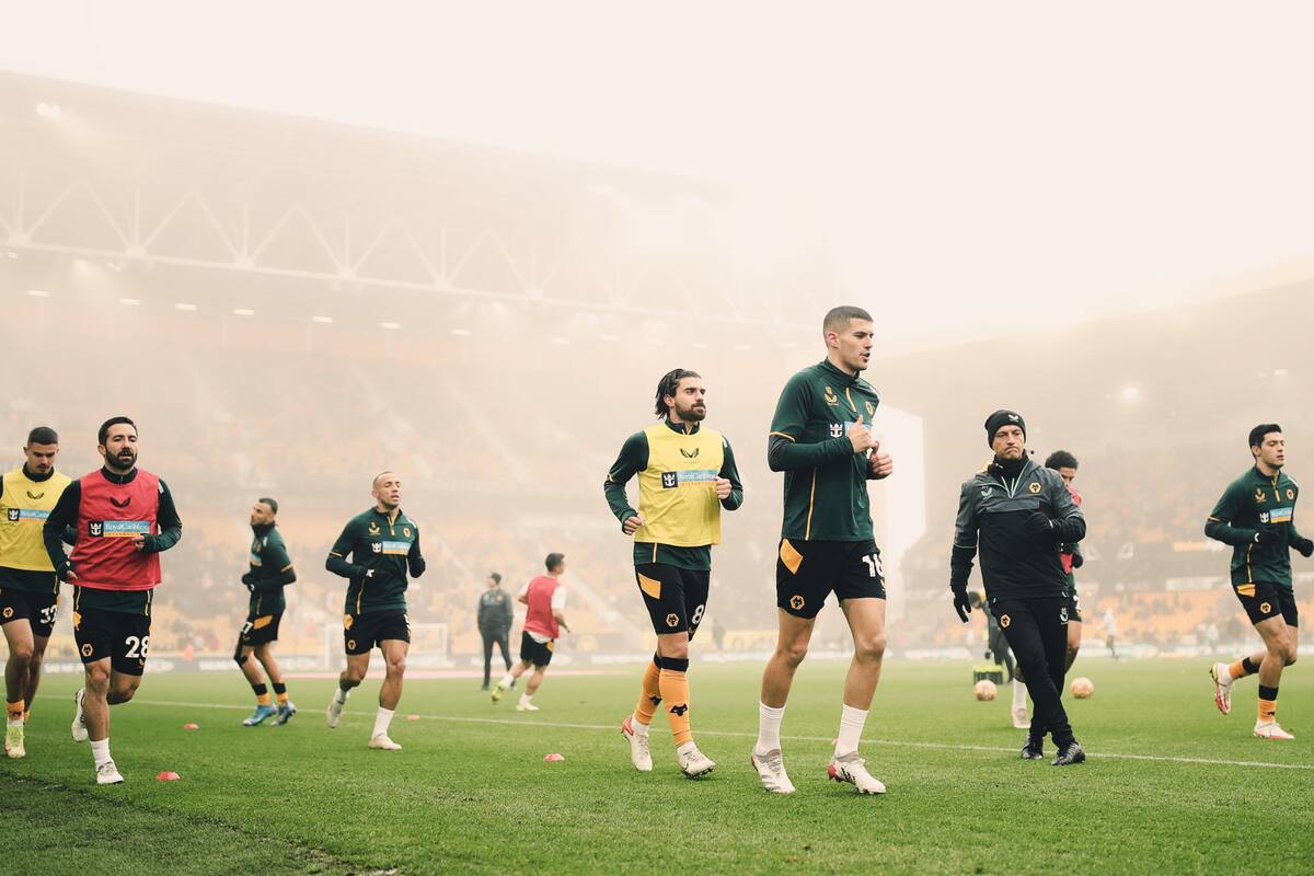Raúl Jiménez y Wolverhampton no jugarán en "Boxing Day" por brote de Covid en Premier League