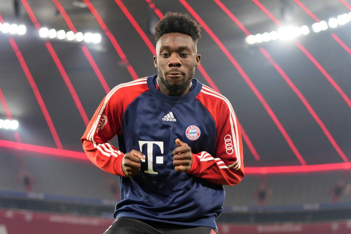 Alphonso Davies sufre problemas cardíacos tras superar Covid y estará fuera de las canchas