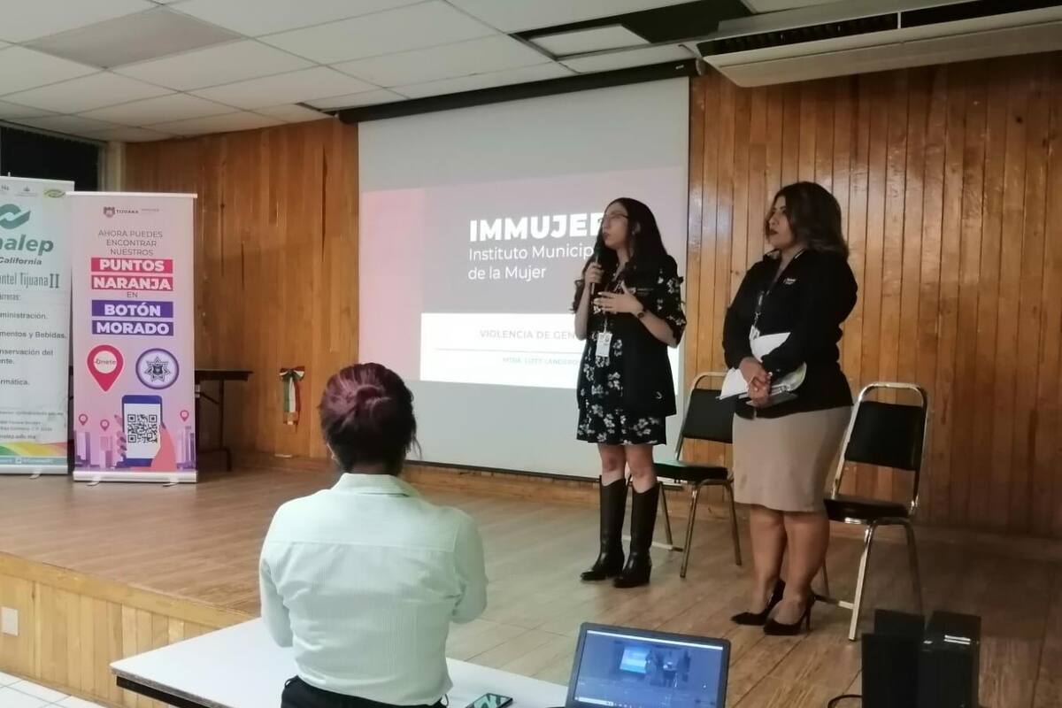 En Conalep Tijuana II capacitan sobre la violencia hacia mujeres y niñas