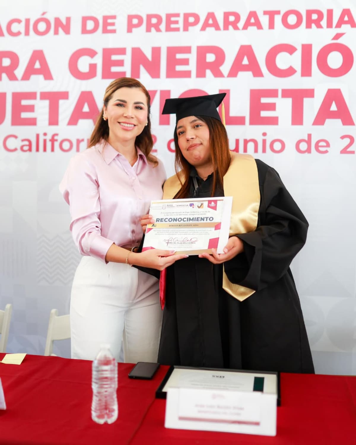 Beneficiarias de Tarjeta Violeta concluyeron sus estudios de bachillerato en Baja California; autoridades mantienen abierto el registro para nuevas generaciones del programa. Fotos: Cortesía.