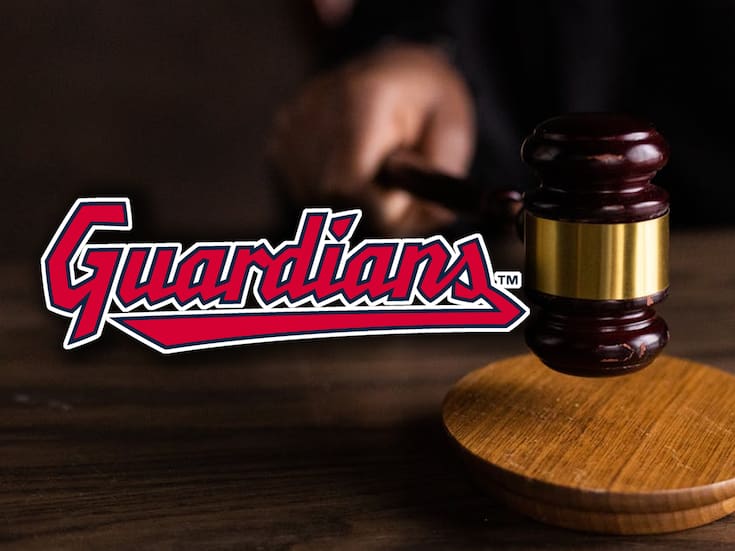 ¡Escándalo en la MLB! Suspenden a dos pitchers de los Guardianes involucrados en apuestas ilegales; uno está detenido