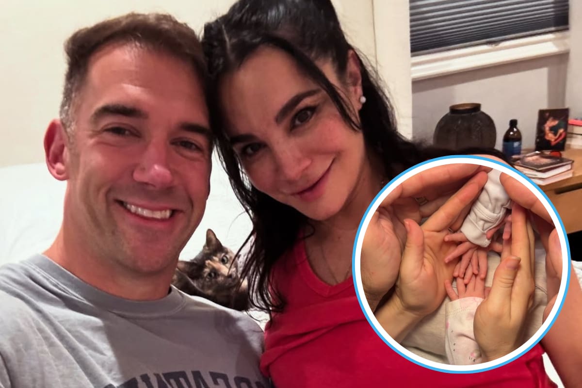 Martha Higareda agradece el nacimiento de sus gemelas con la “hora de la gracia” ¿En qué consiste este ritual?