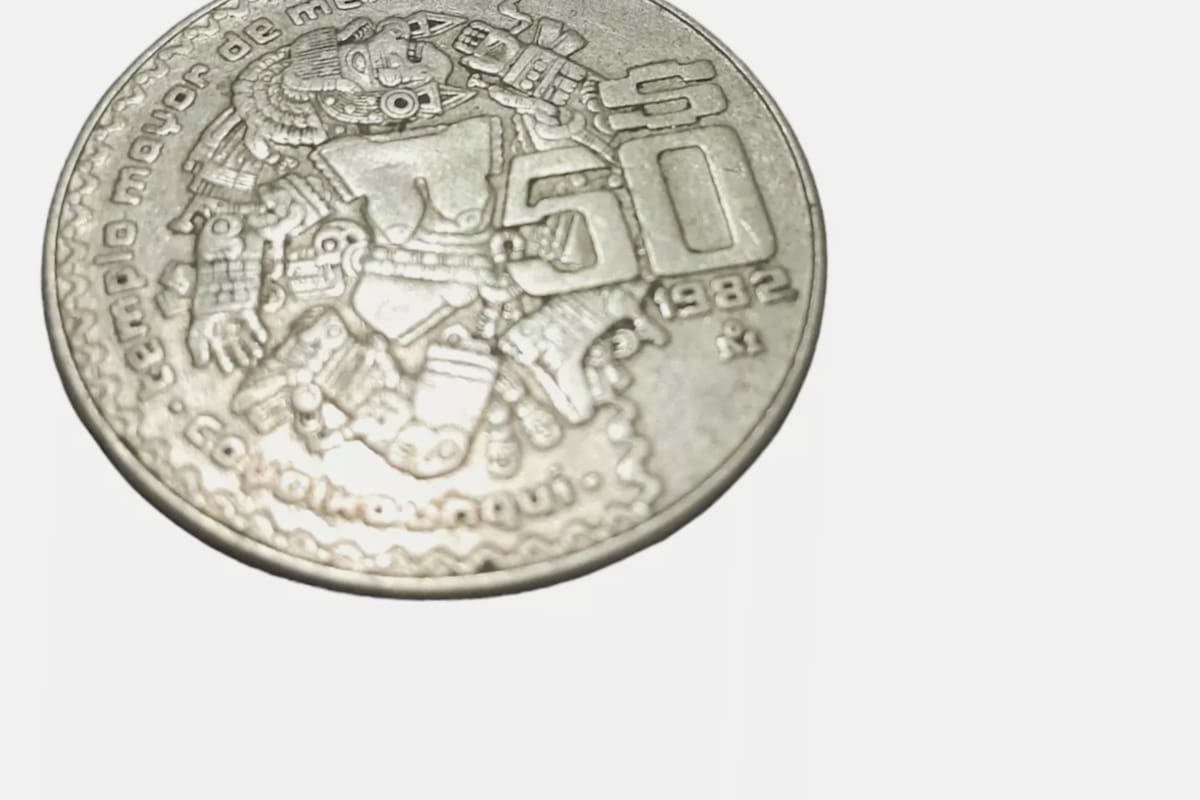 Moneda con la diosa Coyolxauhqui de 1982 se vende por 2 millones de pesos