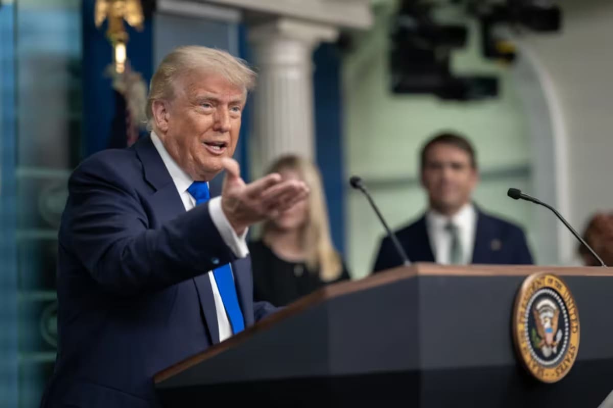 Trump amenaza con aranceles a países que regulen empresas tecnológicas estadounidenses