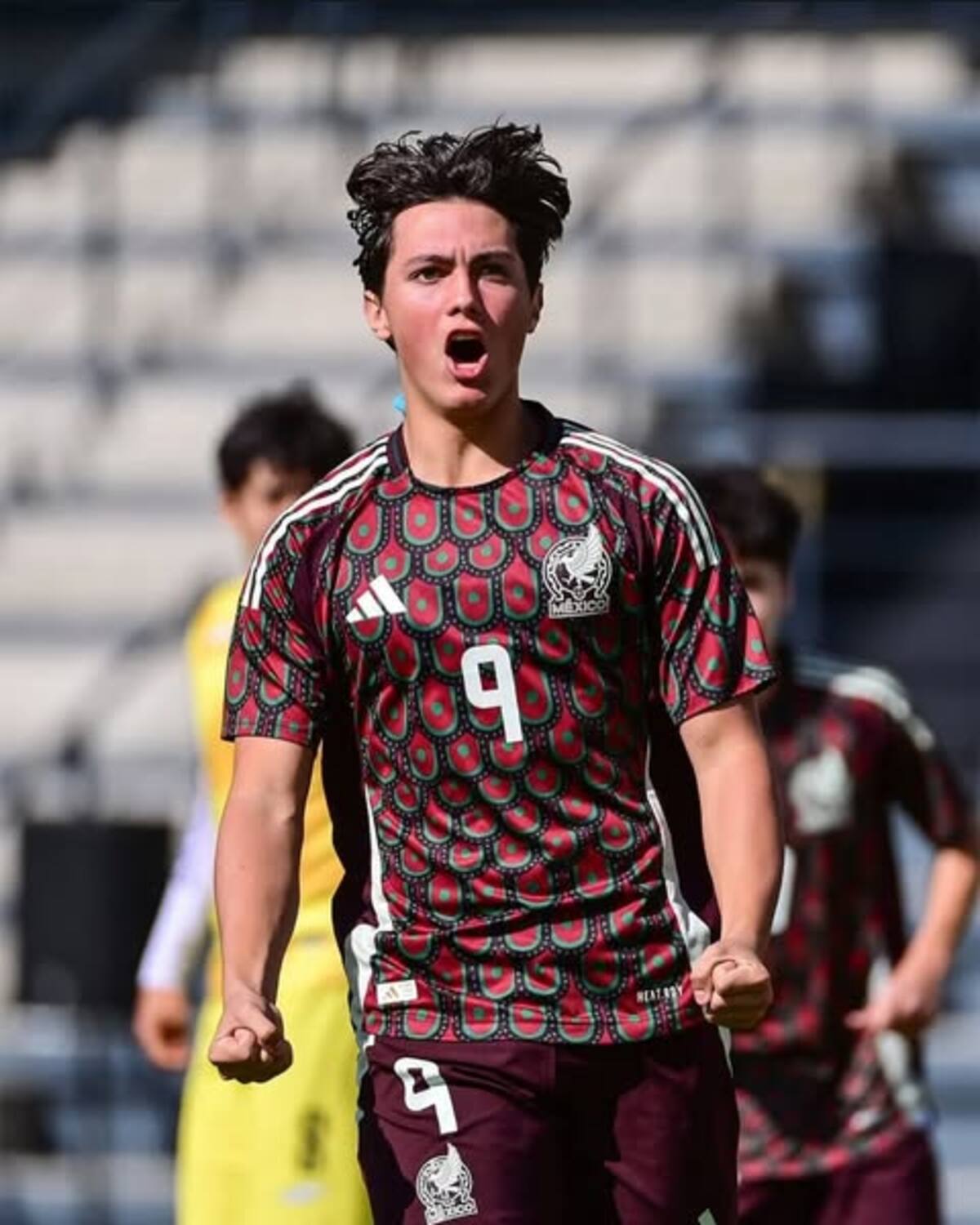 Aldo De Nigris Jr. con la Selección Mexicana Sub 17. (Foto: @adnjr9)