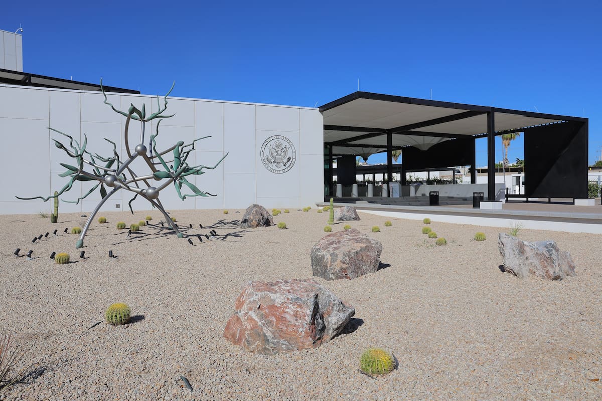 El proyecto incorpora varias características ecológicas destacadas dirigidas a la sostenibilidad y la responsabilidad ambiental.