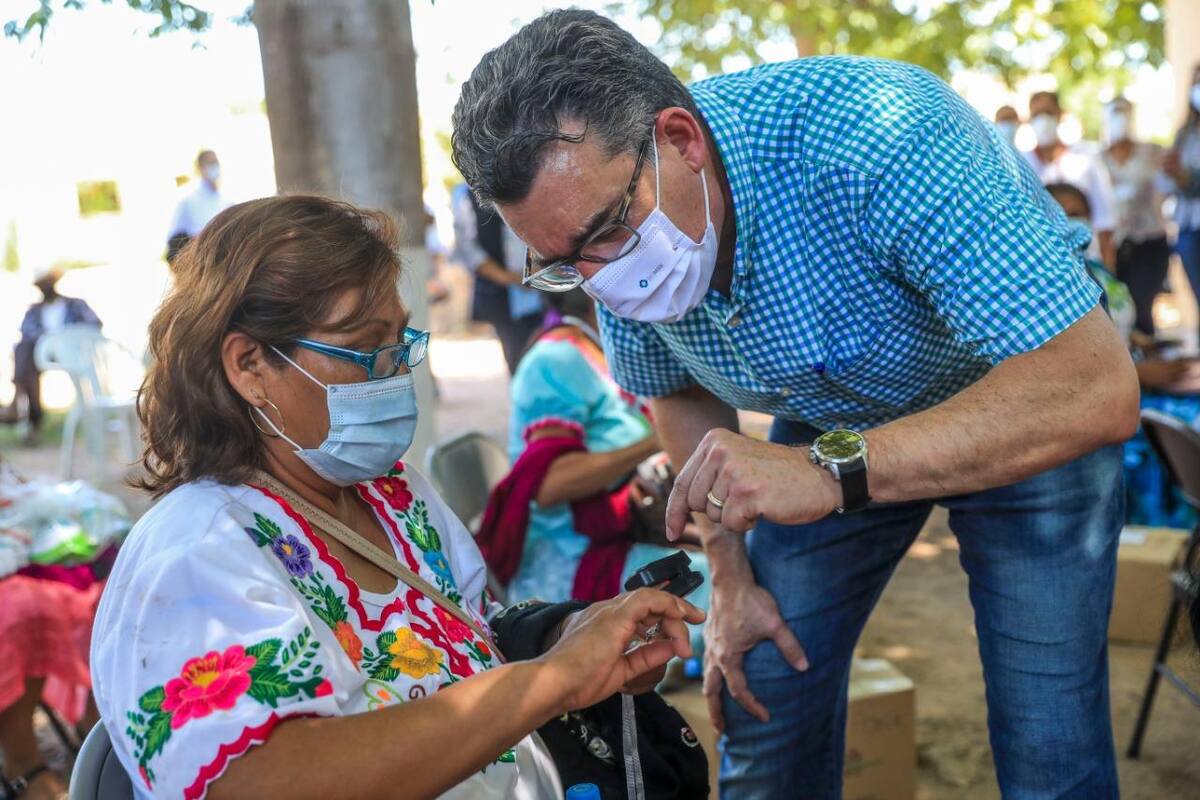 Entrega Salud oxímetros a comunidades indígenas