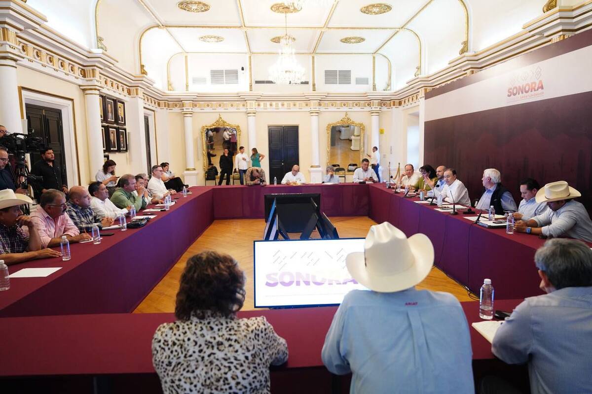 Gobernador trabaja con Sader en reconversión del campo en Sonora