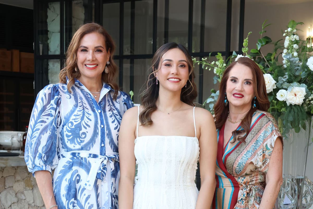 EMOTIVO BRIDAL SHOWER