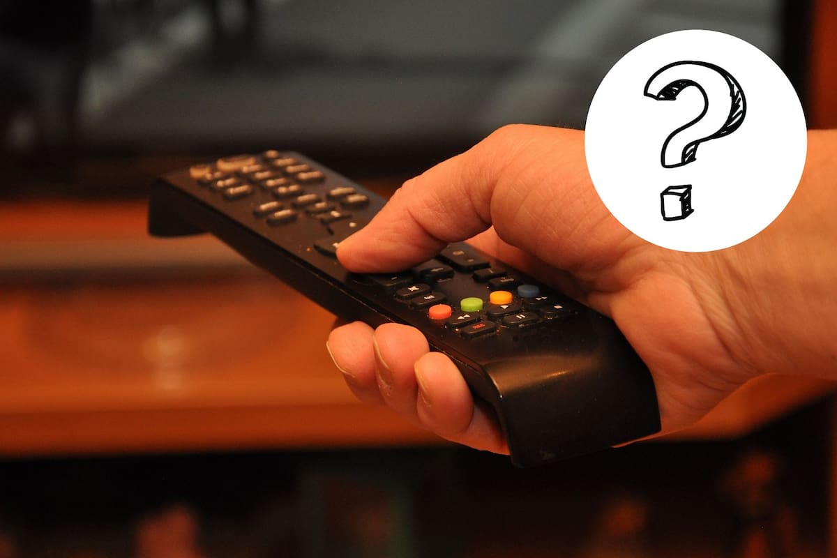 ¿Para qué sirven los botones rojo, verde, amarillo y azul del control remoto?