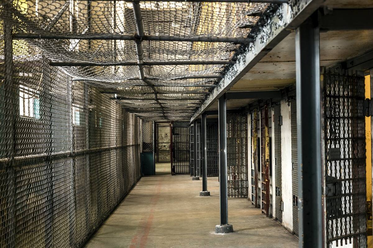 Liberarán mañana a 681 presos de 14 Estados del país y 37 penales federales, anuncia Segob