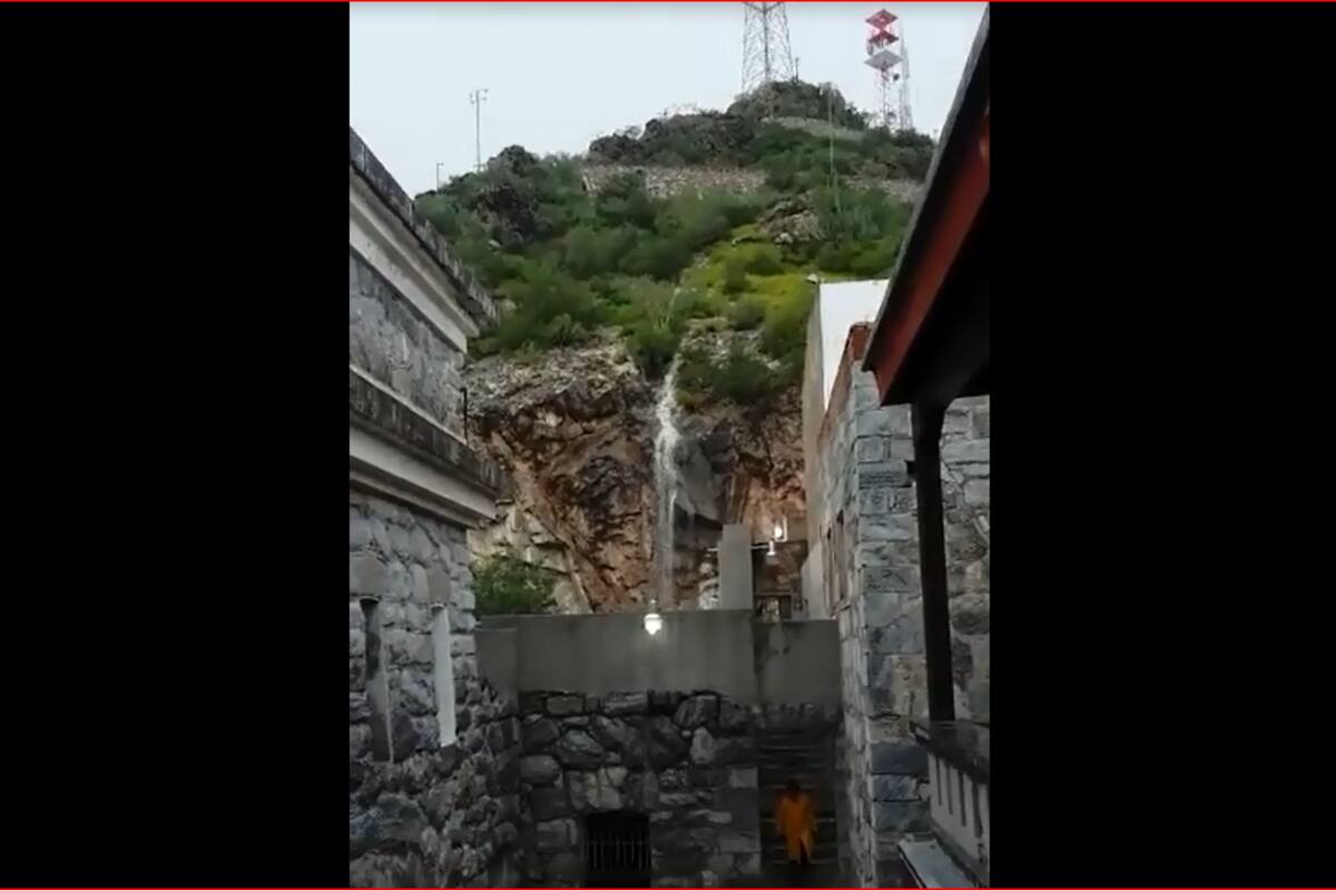 Impresionante video: Se forma cascada en el Cerro de la Campana por la fuerte lluvia