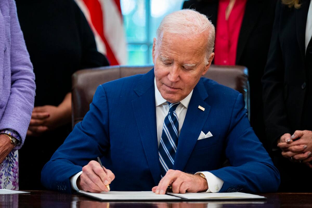 Joe Biden firma ley que prorroga el presupuesto y evita un cierre administrativo