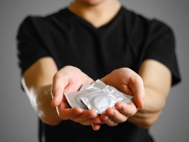 Piden activistas a Secretaría de Salud de BC reunión para tratar las carencias de medicinas e insumos