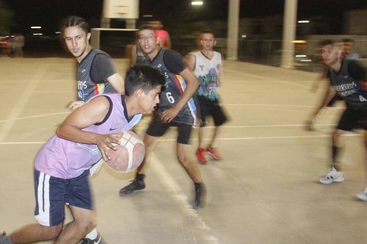 Llega Mirasoles a siete juegos perfectos en Torneo Streetball Sahuaro