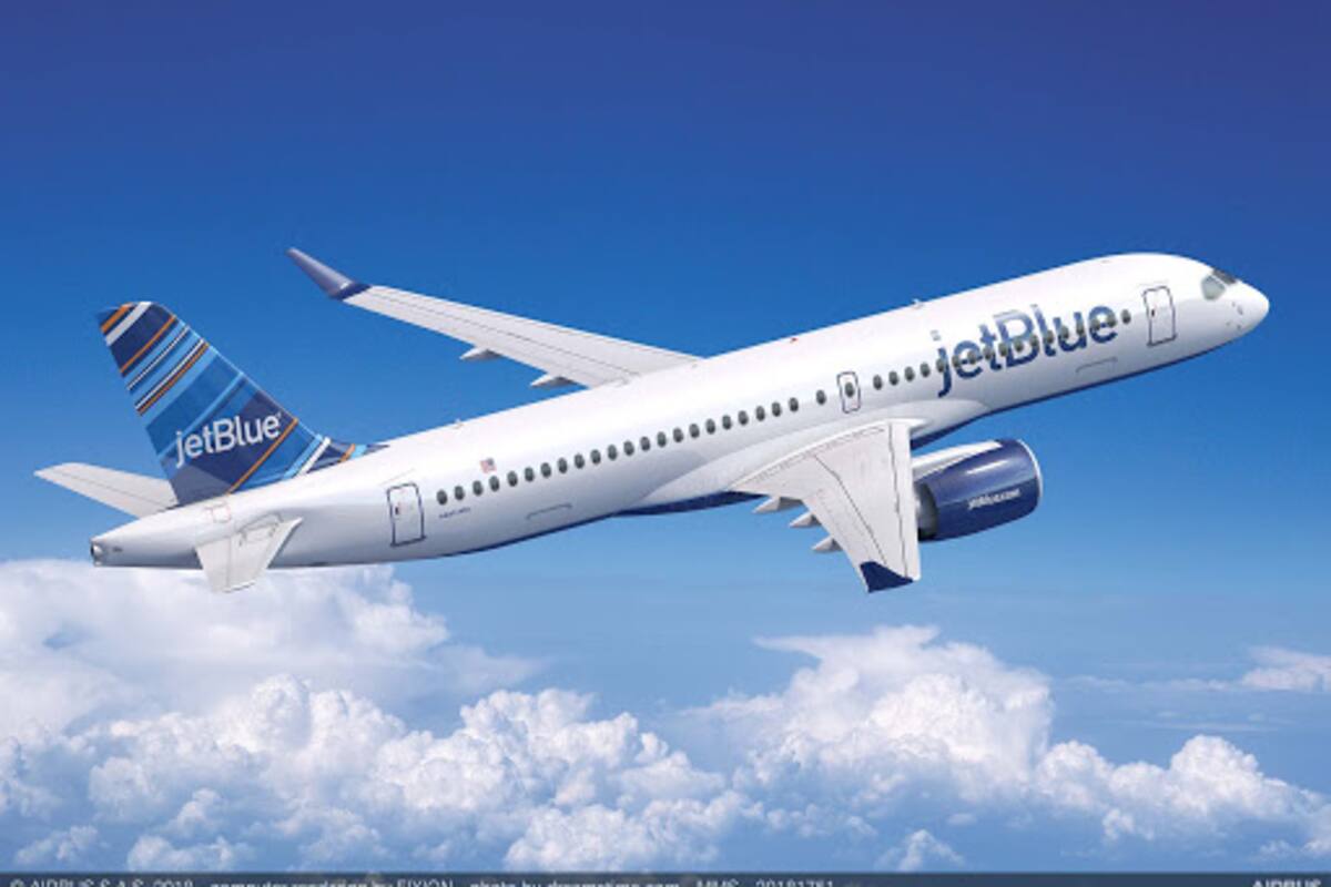 Bajan a hombre de avión por actitudes racistas