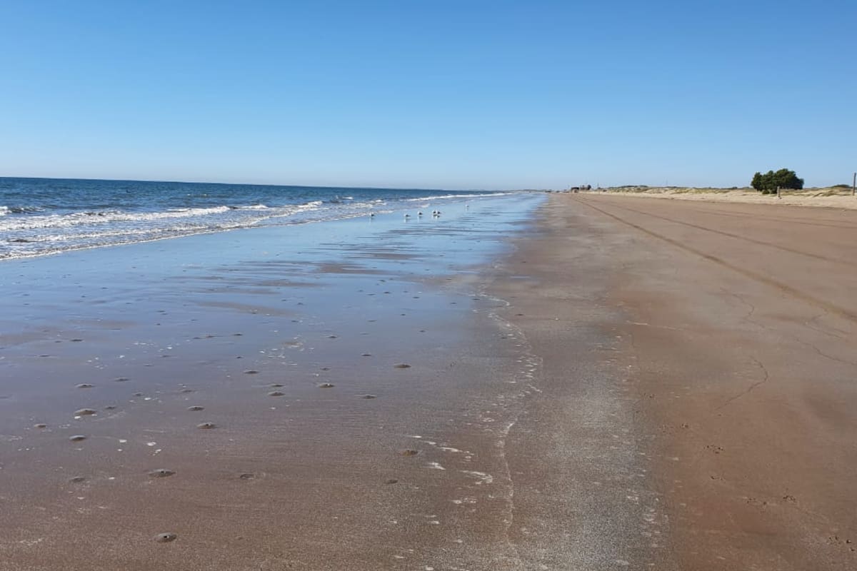 Covid-19 en Sonora: Mantienen cerrada playa de Huatabampo, buscan cambio de semáforo a verde