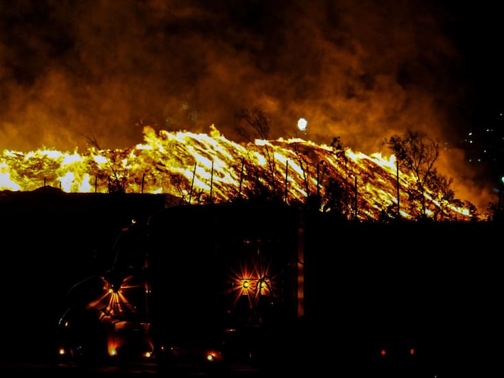 Se registra incendio en procesadora de aserrín en la Tijuana–Tecate