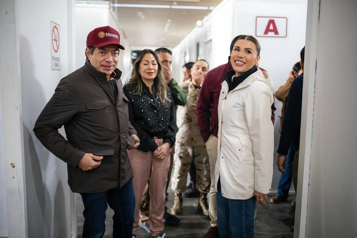 La mandataria estatal recibió a las autoridades federales en dicho Centro, en el marco de las acciones de coordinación, impulsadas por la presidenta de México, Claudia Sheinbaum Pardo a través del Programa “México te Abraza” | Foto: Cortesía