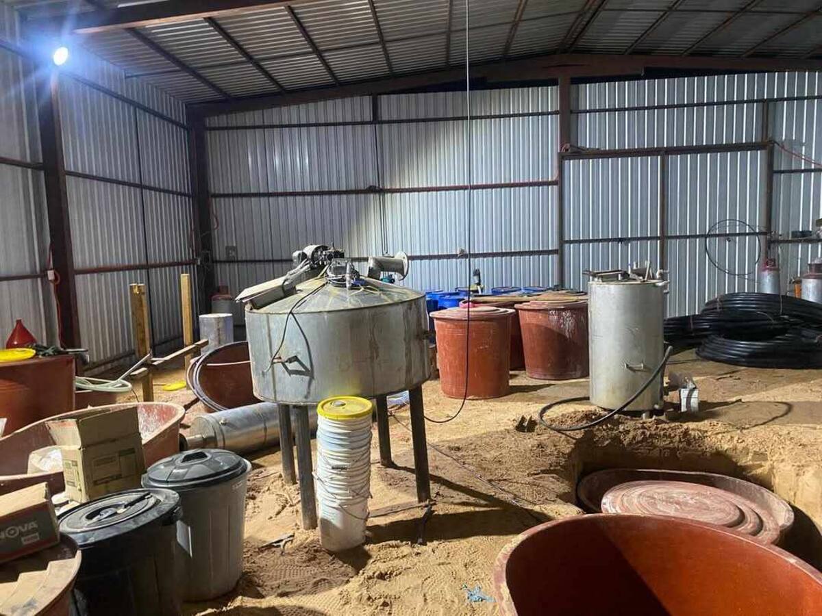 Imágenes del interior del laboratorio clandestino asegurado en Puerto Peñasco, Sonora. | Cortesía