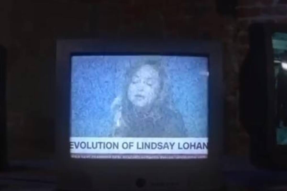 Lindsay Lohan anuncia su regreso en un misterioso video