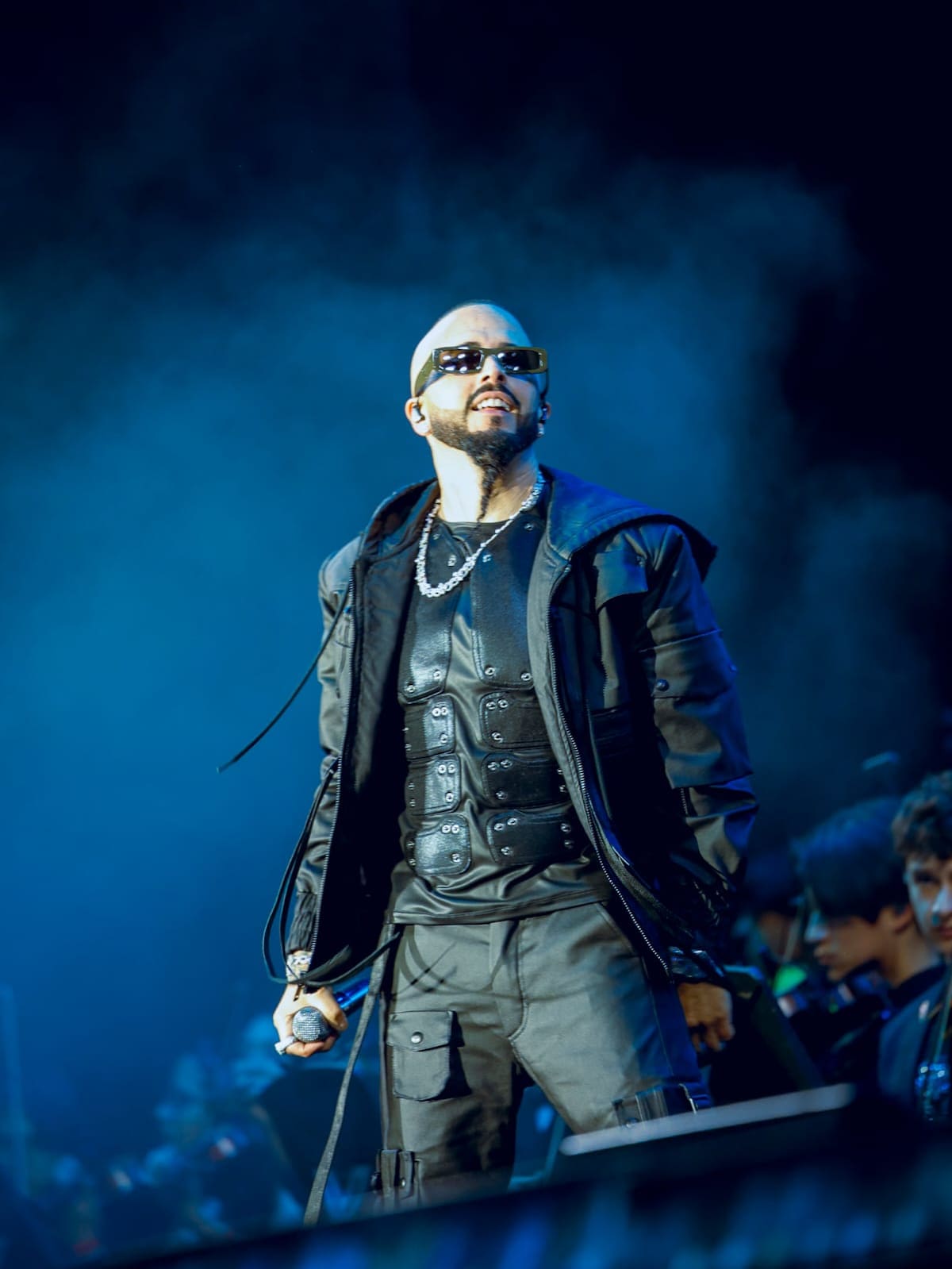 Yandel se presentó la noche del sábado en el Auditorio PSF junto a la Filarmónica de Mexicali (FILM), en un concierto que logró reunir a varias generaciones de seguidores y registró un sold out. l Foto: Juan J Morales